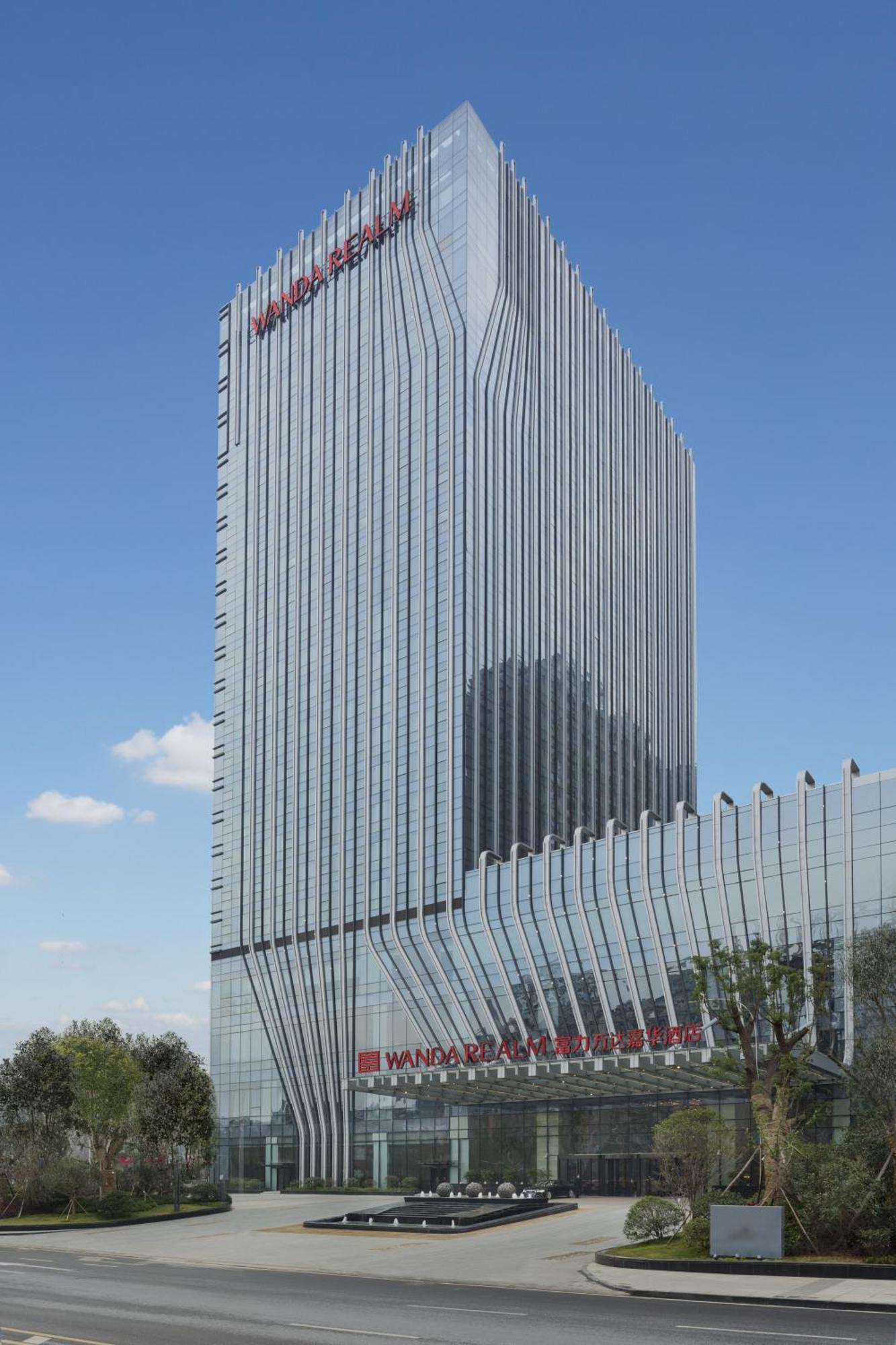 Wanda Realm Wuhan Exterior foto